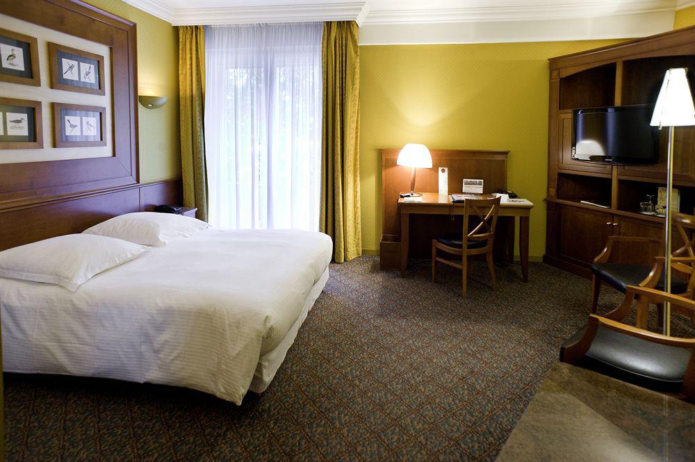 Park Hotel Grenoble - Mgallery Δωμάτιο φωτογραφία